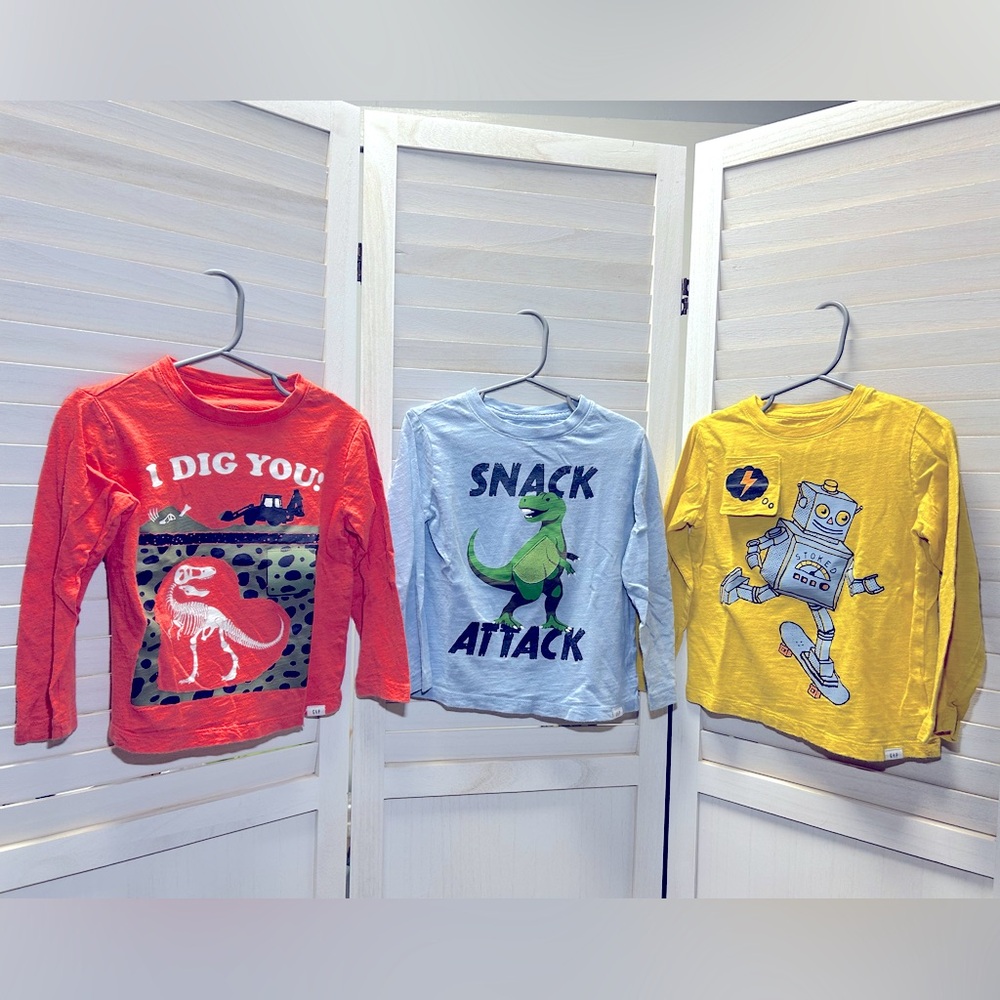 Baby GAP Flip and find shirt bundle 4T Boy